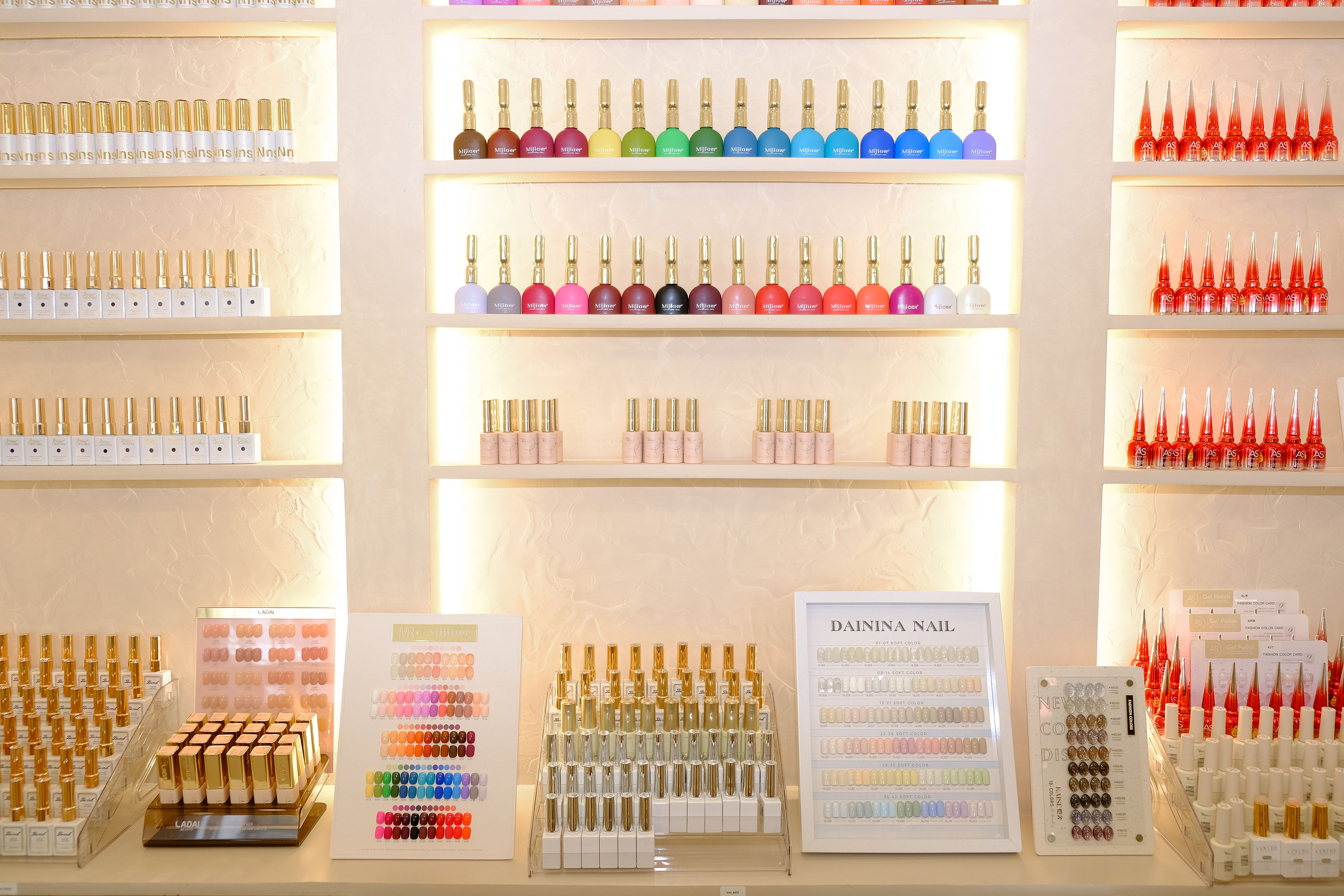 Premium nail service